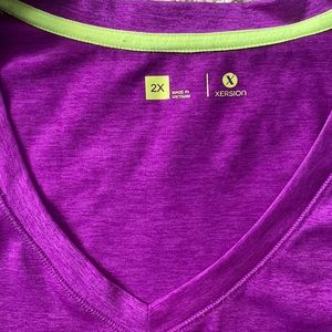 Fast dry V-neck women’s top